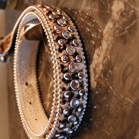 Gorgeous Christine Alexander Belt - Picture 5 of 6